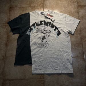 Japanese Y2k Split Black/White Gaphic Tee